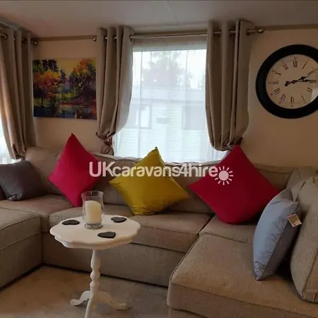 Susie'S Beautiful Caravan Near The Sea Pwllheli Exterior photo