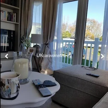 Susie'S Beautiful Caravan Near The Sea Pwllheli Exterior photo