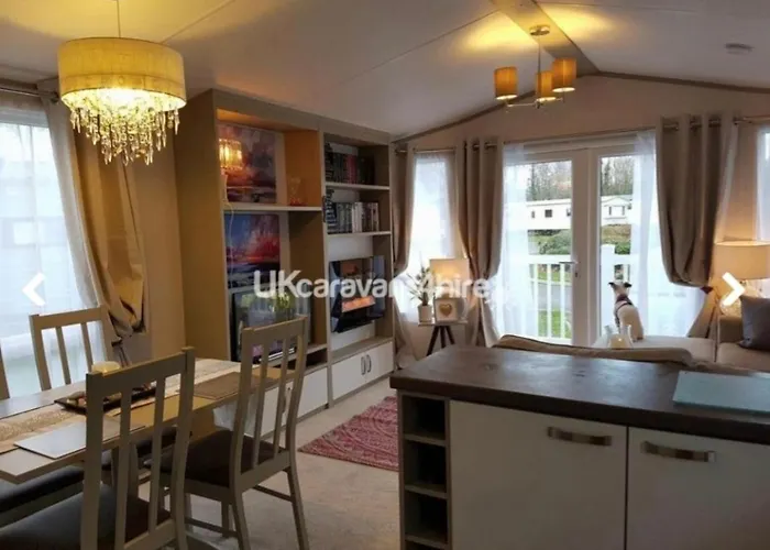 Susie\'S Beautiful Caravan Near The Sea